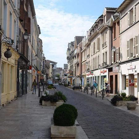 Le Zola - Appartement Troyes Centre Buitenkant foto